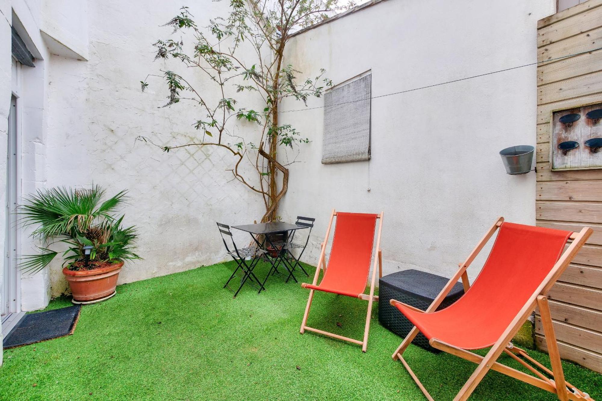 La Suite 24 - Studio Avec Terrasse A 100M Du Port De Saint-Martin-De-Re Exterior photo